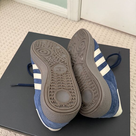 Adidas Handball Spezial Shoes (Night Indigo, Cream White, Cloud White; US M5/W6) - Picture 7 of 16
